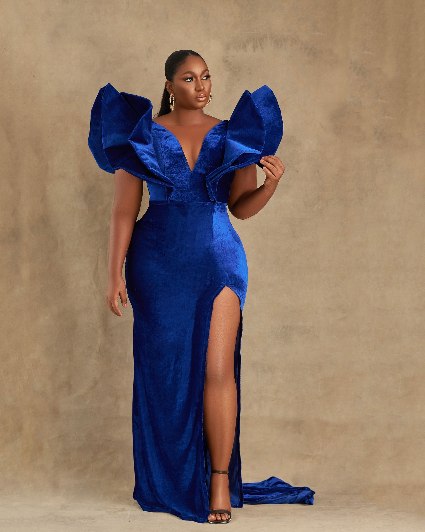 Uwana Velvet Maxi Dress